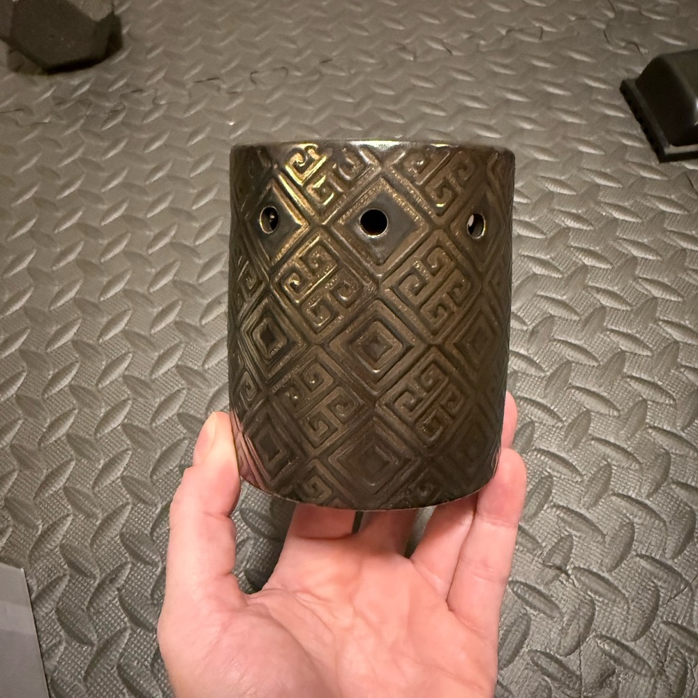 Scentsy Bronze Candle Holder